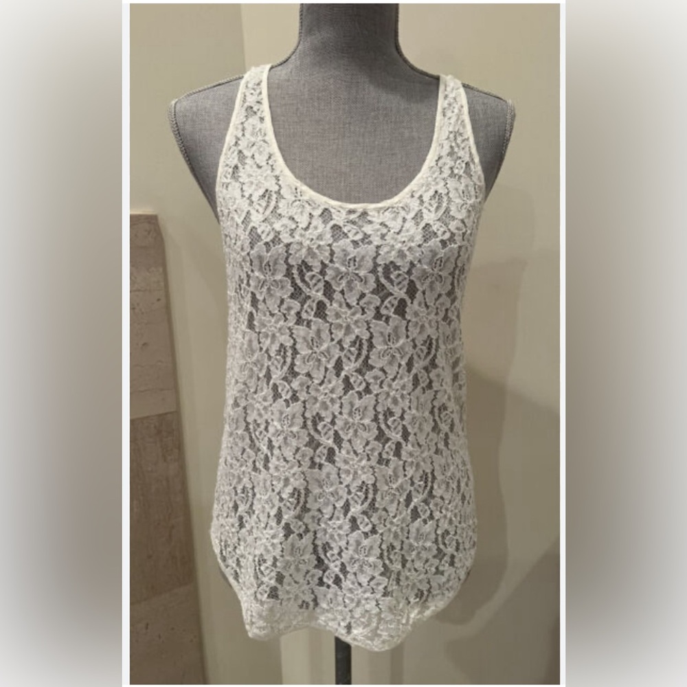 Aritzia Wilfred Madeline Lace Tank Size Medium